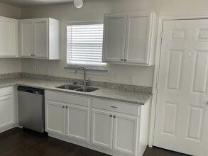 8506 Doskocil Dr in Houston, TX - Building Photo - Building Photo