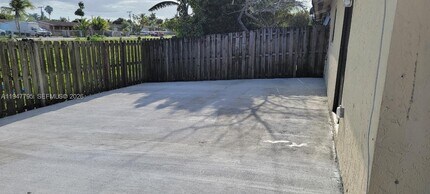 14242 SW 283rd St in Homestead, FL - Building Photo - Building Photo