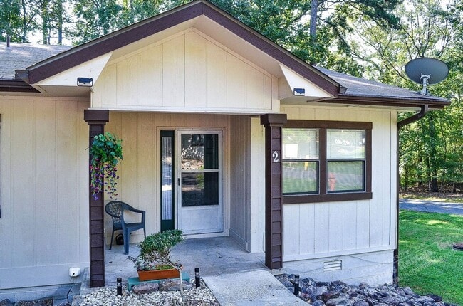 2 Dulzura Ln in Hot Springs, AR - Building Photo - Building Photo