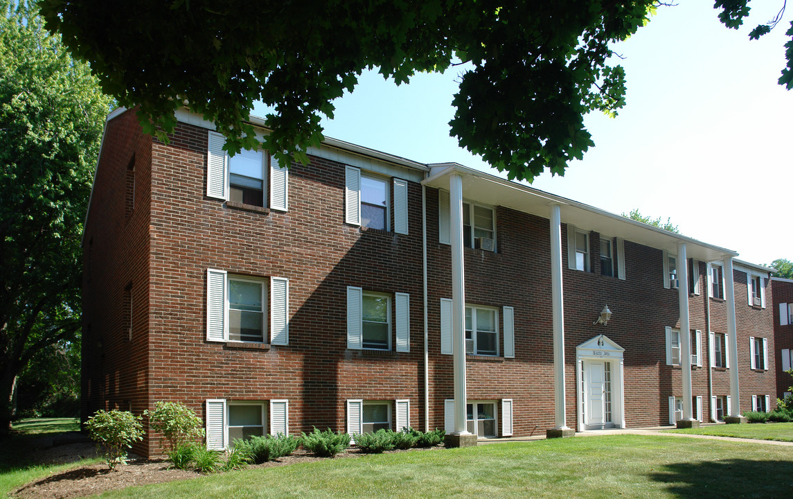 Walcen Apartments in Erie, PA - Foto de edificio