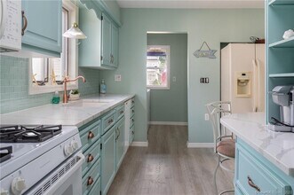30 Wildwood Ave in Milford, CT - Building Photo - Building Photo