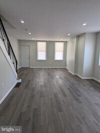 6110 Tulip St photo'