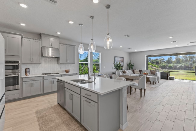 5679 Blue Reef Pl in Nokomis, FL - Foto de edificio - Building Photo