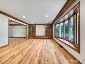 5674 Arthur St NE in Fridley, MN - Building Photo - Building Photo