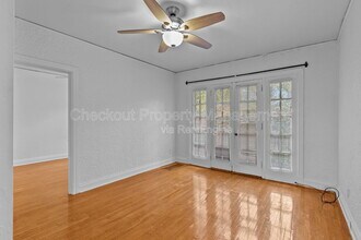 7338 Forsyth Blvd in Clayton, MO - Building Photo - Building Photo