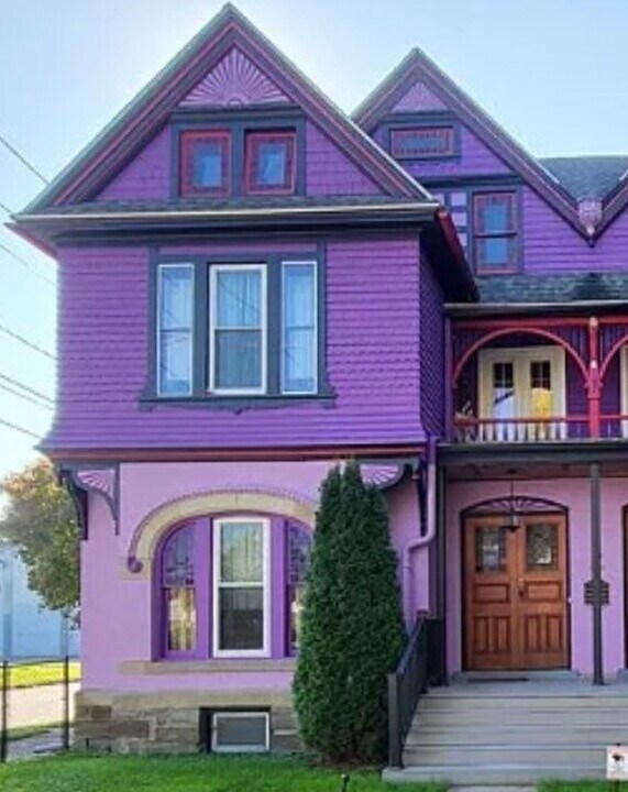 301 W Clinton St in Elmira, NY - Building Photo