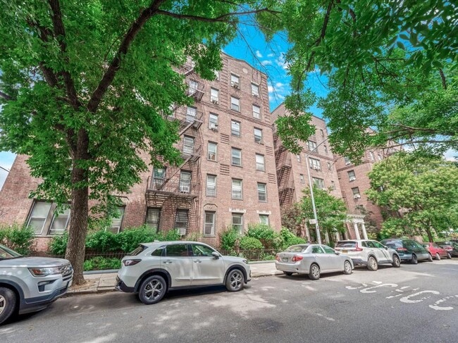 property at 4112 41st St