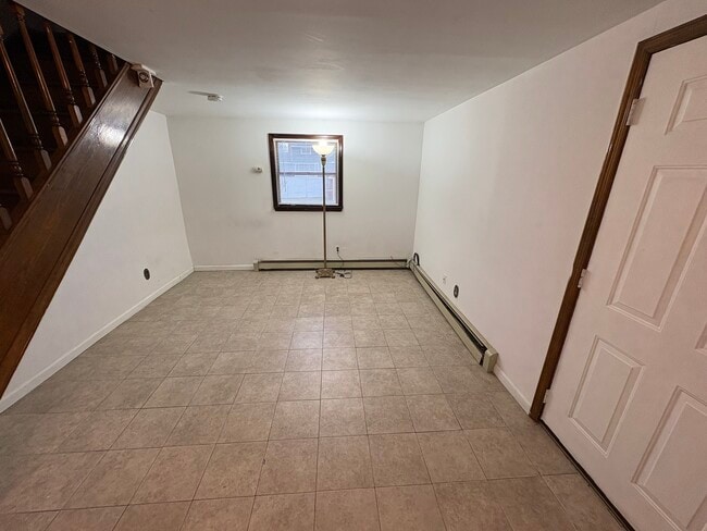 17 Towne Ln, Unit 1 in Centereach, NY - Building Photo - Building Photo