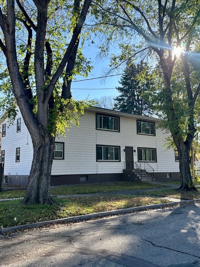 property at 1020 5th St S