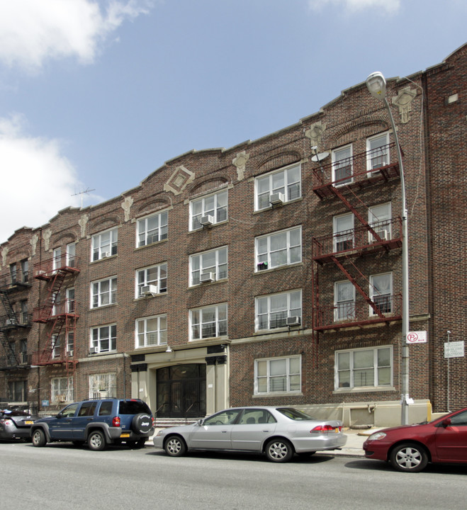 615 Crown St in Brooklyn, NY - Foto de edificio