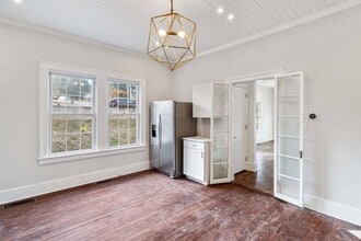 2054 Walton Wy in Augusta, GA - Building Photo - Building Photo