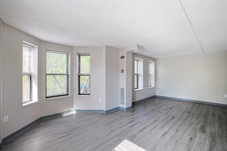 Parmelee Court in Boston, MA - Building Photo - Interior Photo