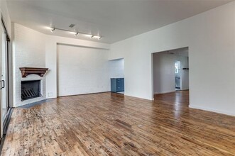 4024 Buena Vista St in Dallas, TX - Building Photo - Building Photo