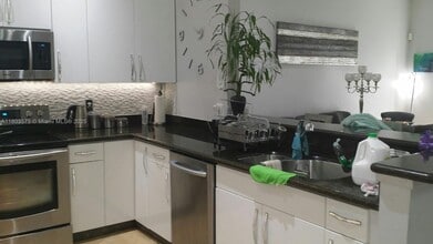 2727 Treasure Cove Cir in Fort Lauderdale, FL - Building Photo - Building Photo