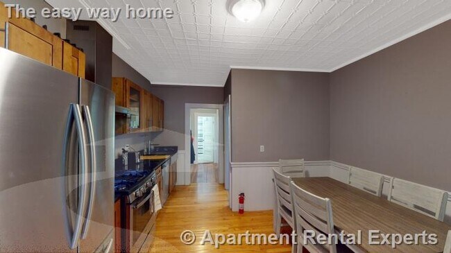 173 Rindge Ave, Unit #2L in Cambridge, MA - Building Photo - Building Photo