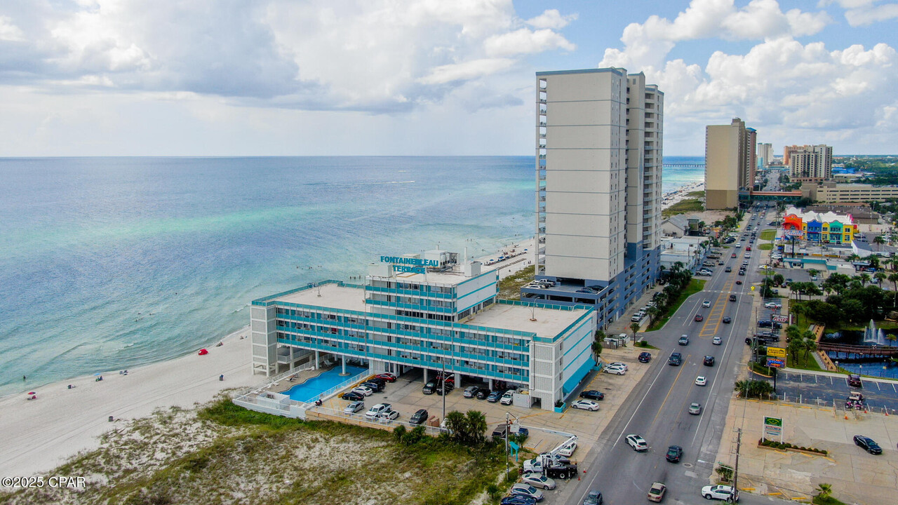 14401 Front Beach Rd in Panama City Beach, FL - Building Photo