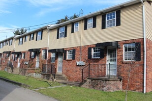 7781 Butler St, Unit 7781 Butler street in Irwin, PA - Building Photo