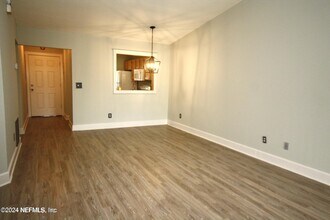 2012 Sea Hawk Cir in Palm Valley, FL - Building Photo - Building Photo