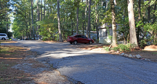 1307 Walnut St in Cary, NC - Building Photo - Building Photo