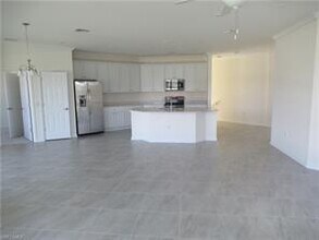 11784 Grand Belvedere Way-Unit -201 in Ft. Myers, FL - Building Photo - Building Photo