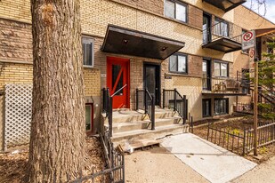 5385 10E Av in Montréal, QC - Building Photo