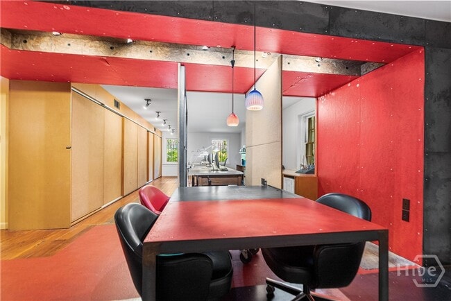 property at 216 E Gaston St