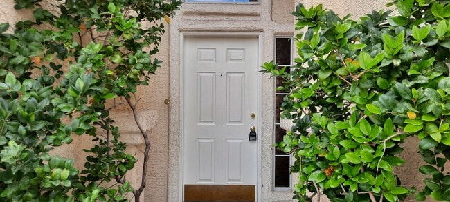 18 Mesquite Village Cir in Henderson, NV - Building Photo - Building Photo