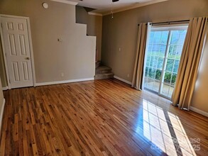 7028 Walnut Ridge Ct in Charlotte, NC - Foto de edificio - Building Photo