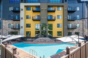 Lexington Lofts Apartments