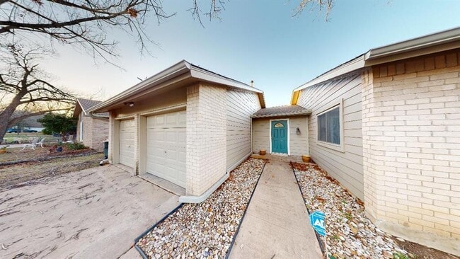 10214 Missel Thrush Dr