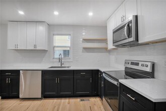 1315 Kenilworth Dr SW in Atlanta, GA - Building Photo - Building Photo