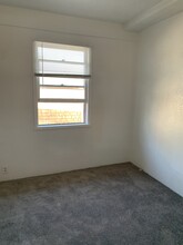 2418 W 23rd St in Los Angeles, CA - Building Photo - Building Photo