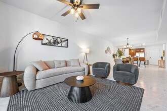131 S Courtenay Pkwy in Merritt Island, FL - Building Photo - Building Photo
