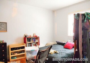 40 Orchard Rd in Brookline, MA - Building Photo - Building Photo