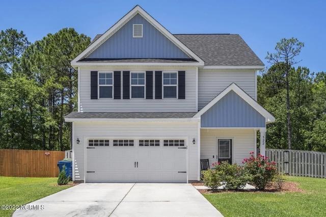 522 Everett Glades in Sneads Ferry, NC - Building Photo