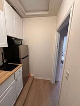 8529 Keokuk Ave in Winnetka, CA - Building Photo - Building Photo