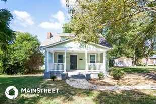 2620 Midland Ave in Charlotte, NC - Building Photo