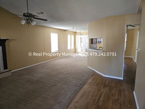 705 J St in Barling, AR - Building Photo - Building Photo