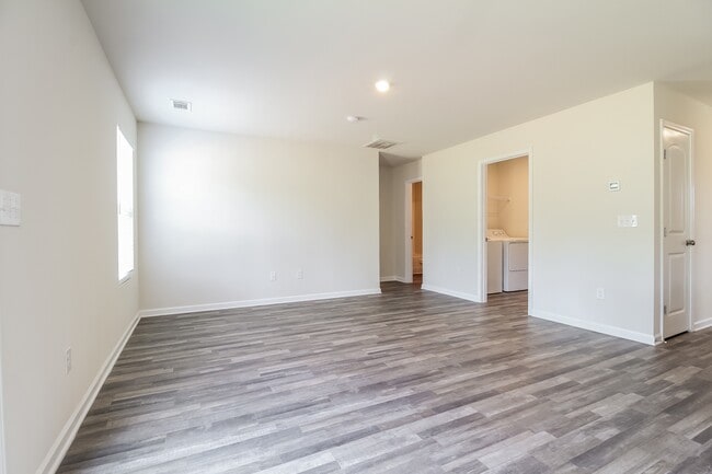 236 Wadsworth Rd in Spartanburg, SC - Building Photo - Building Photo