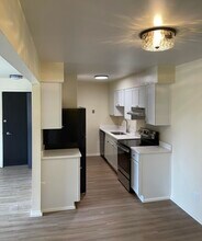 510 Montrose Ave in Royal Oak, MI - Building Photo - Building Photo