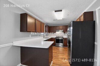 208 Hibiscus Ct in La Plata, MD - Building Photo - Building Photo