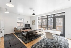 1219 W Gunnison St in Chicago, IL - Building Photo