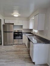 1624 College St in Philomath, OR - Building Photo - Building Photo