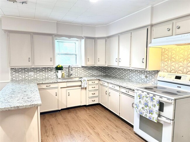 property at 1110 George St