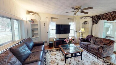 20 Boughton Ave in Pittsford, NY - Building Photo - Building Photo