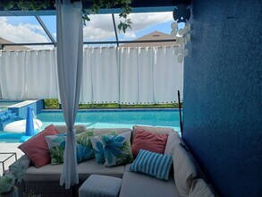 2430 NW 9th Terrace in Cape Coral, FL - Building Photo - Building Photo