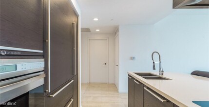 1445 16th St in Miami Beach, FL - Building Photo - Building Photo