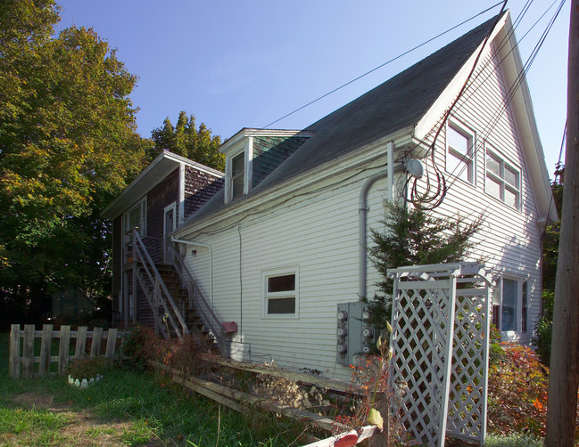 17 Alden St in Provincetown, MA - Building Photo - Building Photo