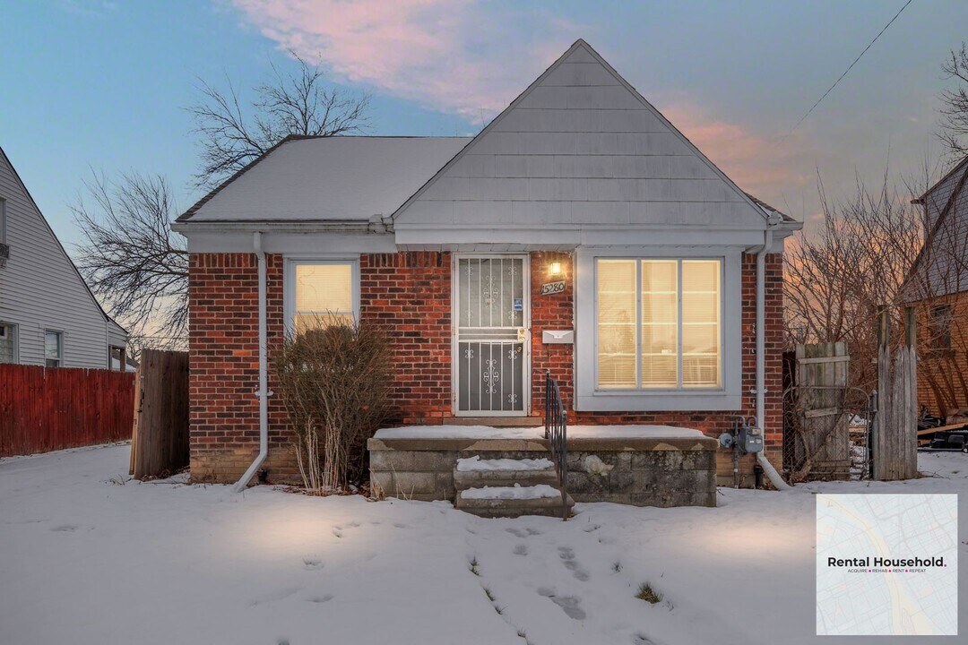 15280 Faircrest St in Detroit, MI - Building Photo