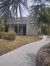 2208 Bahia Vista St, Unit F1 in Sarasota, FL - Building Photo - Building Photo